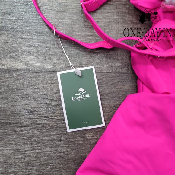 Eomenie Cross Front Cut Out One Piece Swimsuit Size M - Picture 4 of 7